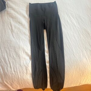 Lululemon black leggings